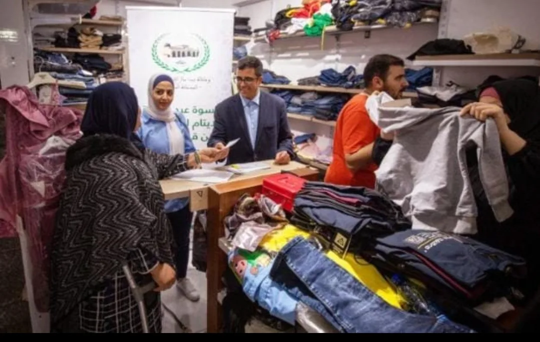 وكالة بيت مال القدس المغربية تختتم حملتها الإنسانية بتوزيع 200 طقم عيد الفطر على الأيتام الفلسطينيين