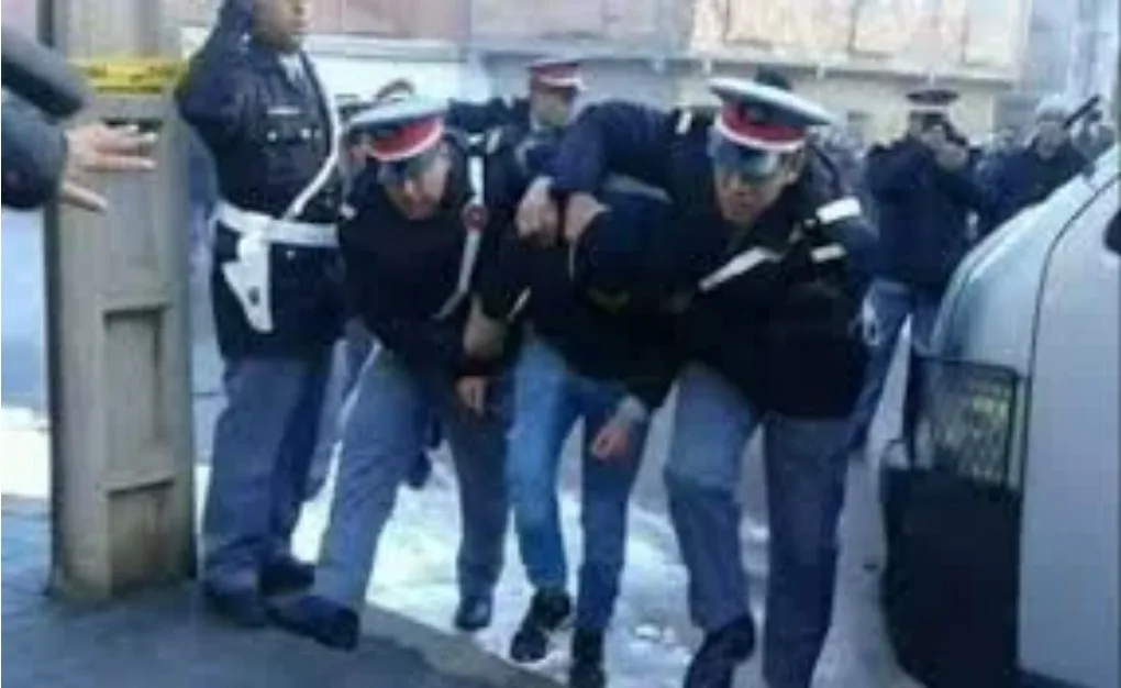 جريمة عائلية مروعة تهز إقليم تاونات .. أخ يجهز على شقيقته طعنا بسلاح الأبيض