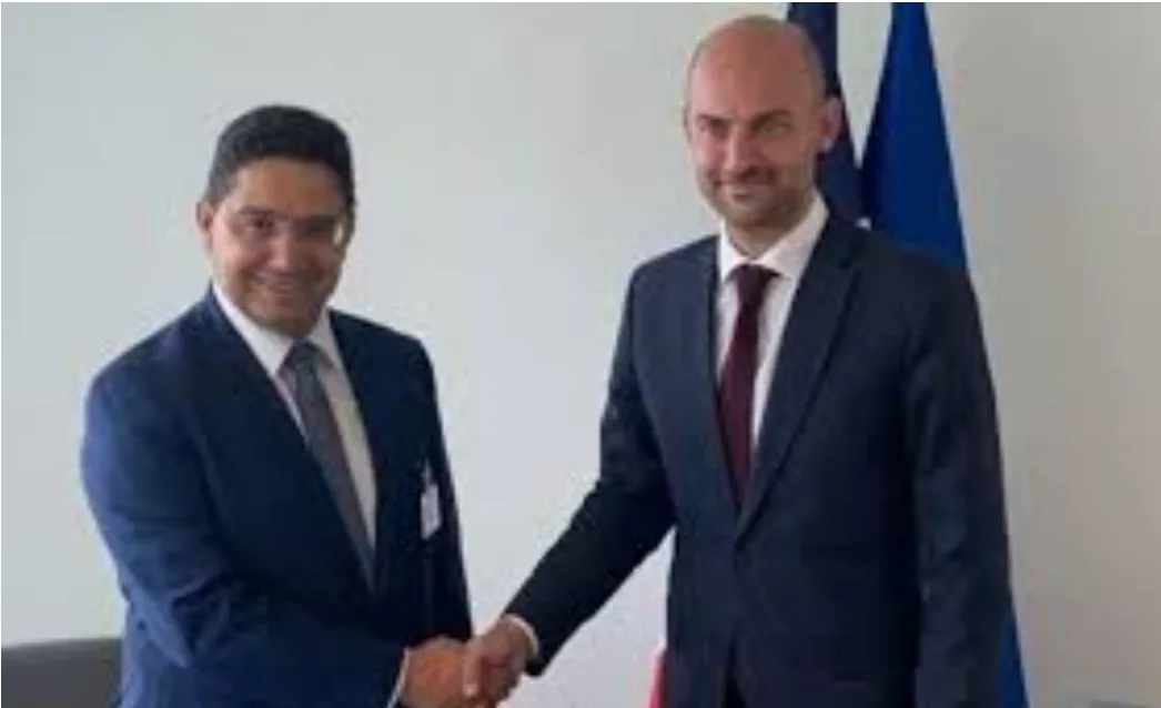 بوريطة يحط بباريس لتغعيل الشراكة الاستراتيجية بين المغرب وفرنسا