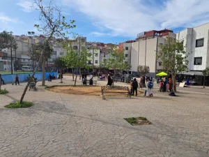 احتجاجات في حي مسنانة بطنجة بعد تحويل فضاء عمومي مخصص للأطفال إلى ورش بناء دون ترخيص
