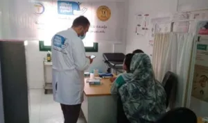 قوافل طبية “مغلفة بالإنسانية” تثير شبهات انتخابية وتحرك تقارير سرية بوزارة الداخلية