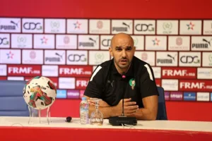 الركراكي يعلن لائحة المنتخب المغربي استعدادًا لمواجهتي تونس وبنين الوديتين