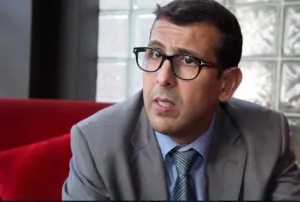 “ما عنديش مشكل نموت على بلادي” … رئيس جماعة إيموزار كندر مصطفى لخصم يتحدّى السجن والموت دفاعاً عن الوطن !