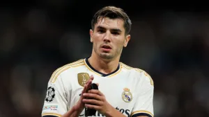 إبراهيم دياز يقترب من مغادرة ريال مدريد وسط اهتمام أوروبي وسعودي