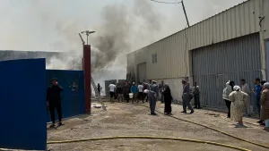 حريق هائل يكشف مستودعات سرية لمخلفات صناعية ضواحي طنجة