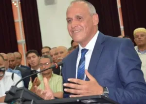 إيداع البرلماني أحمد شدا رئيس جماعة بني ملال السابق سجن “عكاشة” على خلفية اختلالات مالية جسيمة