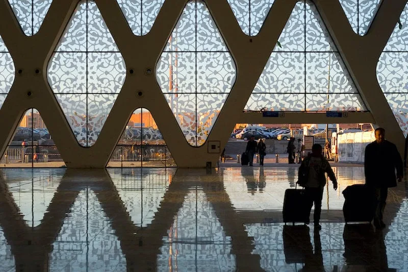 مطار مراكش يرفض استقبال مهاجر سري تم ترحيله من إسبانيا