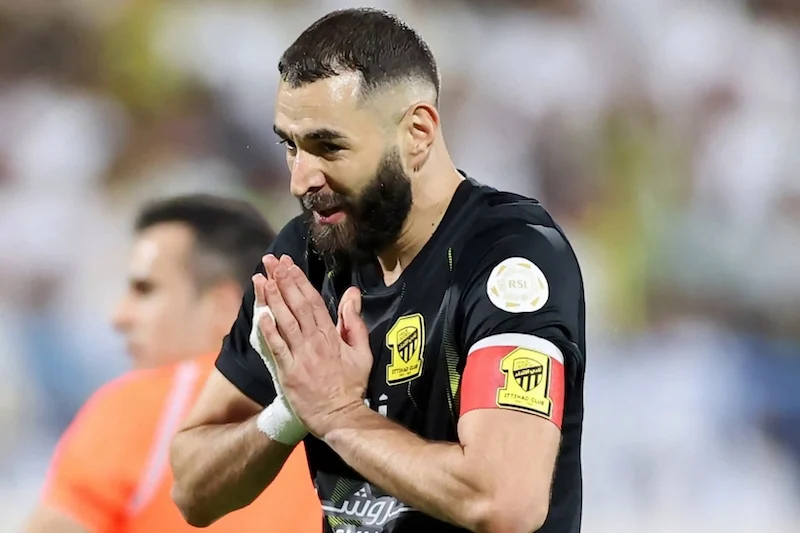جوائز دوري “روشن”: بنزيمة يتألق، ورونالدو يحافظ على صدارة الهدافين للموسم الثاني