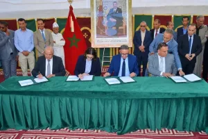 المنصوري تعزز التنمية العمرانية في درعة-تافيلالت بزيارة ميدانية وتوقيع اتفاقيات ضخمة لتأهيل المناطق القروية والحضرية