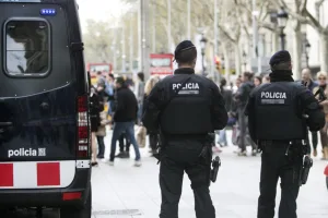 اعتقال زوجين هولنديين بطريفة أثناء محاولتهما تهريب أطفالهما إلى المغرب