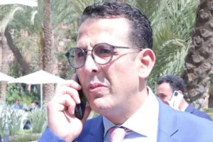 إغلاق الحدود في وجه مصطفى لخصم ومتابعته في حالة سراح بكفالة مالية