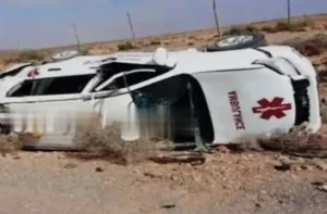 بضواحي لفقيه بنصالح … مختل يقتل والدته من على سيارة الإسعاف ويتسبب لإثنين في جروح خطيرة