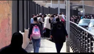 طوابير حدود بني أنصار تشعل غضب مسؤولي مليلية … ومختار تطالب مدريد بـ”رحمة مفقودة”