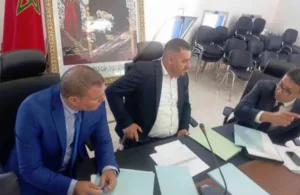 جماعة إمزورن بالحسيمة تعقد دورتها العادية لشهر ماي لإيصال الإنارة العمومية وقضايا تنموية وثقافية وتنظيمية