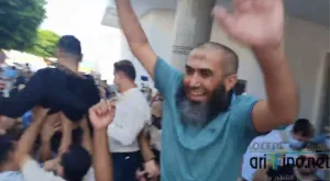 بعد سنتين من الغياب … رئيس جماعة الناظور يقرر أخيرا إدراج نقطة عزل زميله في الحزب زبيخرا من عضوية المجلس