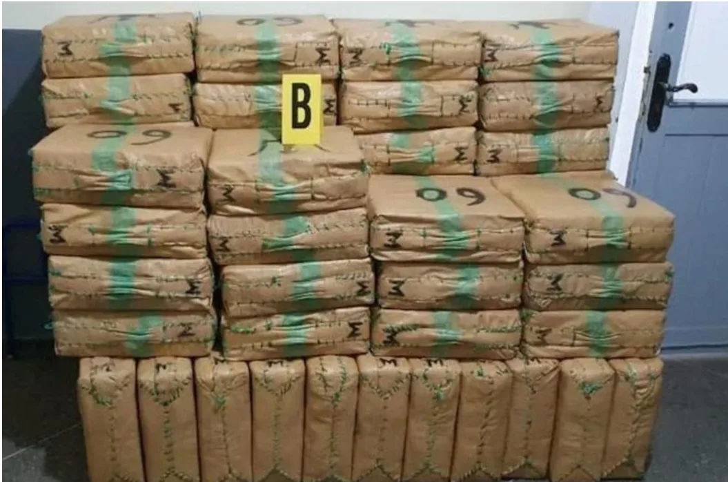 الديستي تضع يدها على طنين من الحشيش بساحل العرائش