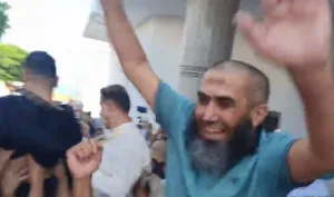 فضيحة دورة ماي بجماعة الناظور :   المجلس يشرعن غياب عضو هارب من العدالة بشهادة “المرض الخطير” !