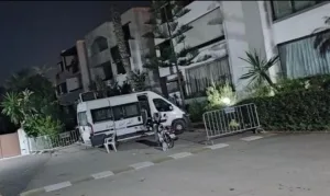 سكان مجمع “المنارة” بالمضيق يشتكون من “حصار عصري” ويطالبون بتدخل عاجل