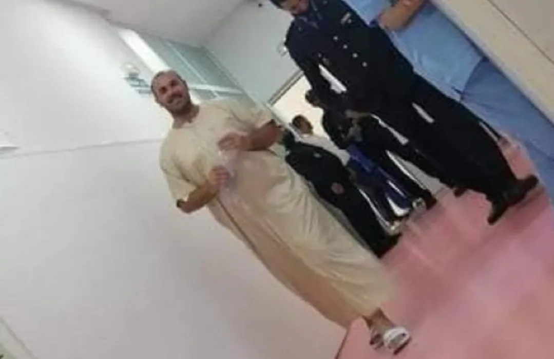 بعد زيارته الجمعة لوالده بالحسيمة … مندوبية السجون :   الزفزافي خرج من السجن 3 مرات !!