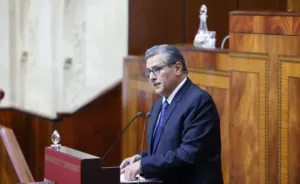 في ظل الفساد المستشري وبيع الدبلومات الجامعية … أخنوش يعلن انطلاقة قوية للإصلاح الجامعي نحو أفق 2030