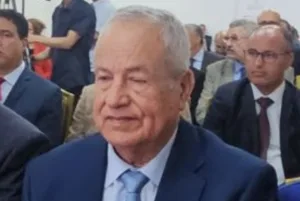 نفاق إنتخابي في عرس تنموي :     البرلماني محمد أبركان يدخل عمالة الناظور مرفوع الرأس … والمنافقون يتسابقون لتقبيل الجبين