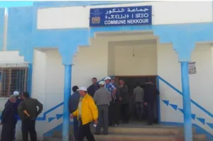 فضيحة جديدة تهز جماعة النكور بإقليم الحسيمة :   رئيس المجلس في مرمى الاتهامات بعد تعديل مشبوه لاتفاقية استغلال مقلع الرمال