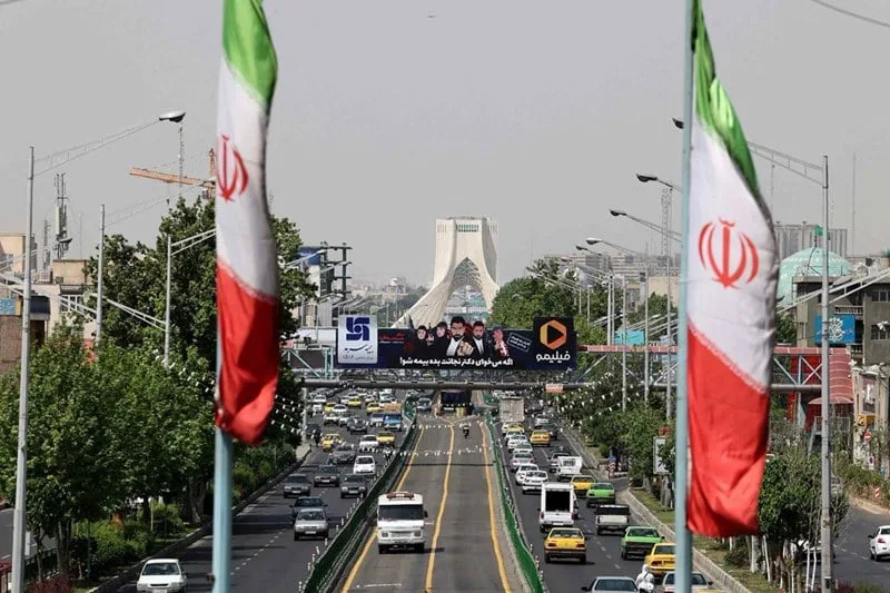 اتهامات بالتجسس تُشعل توتراً دبلوماسياً بين طهران ولندن