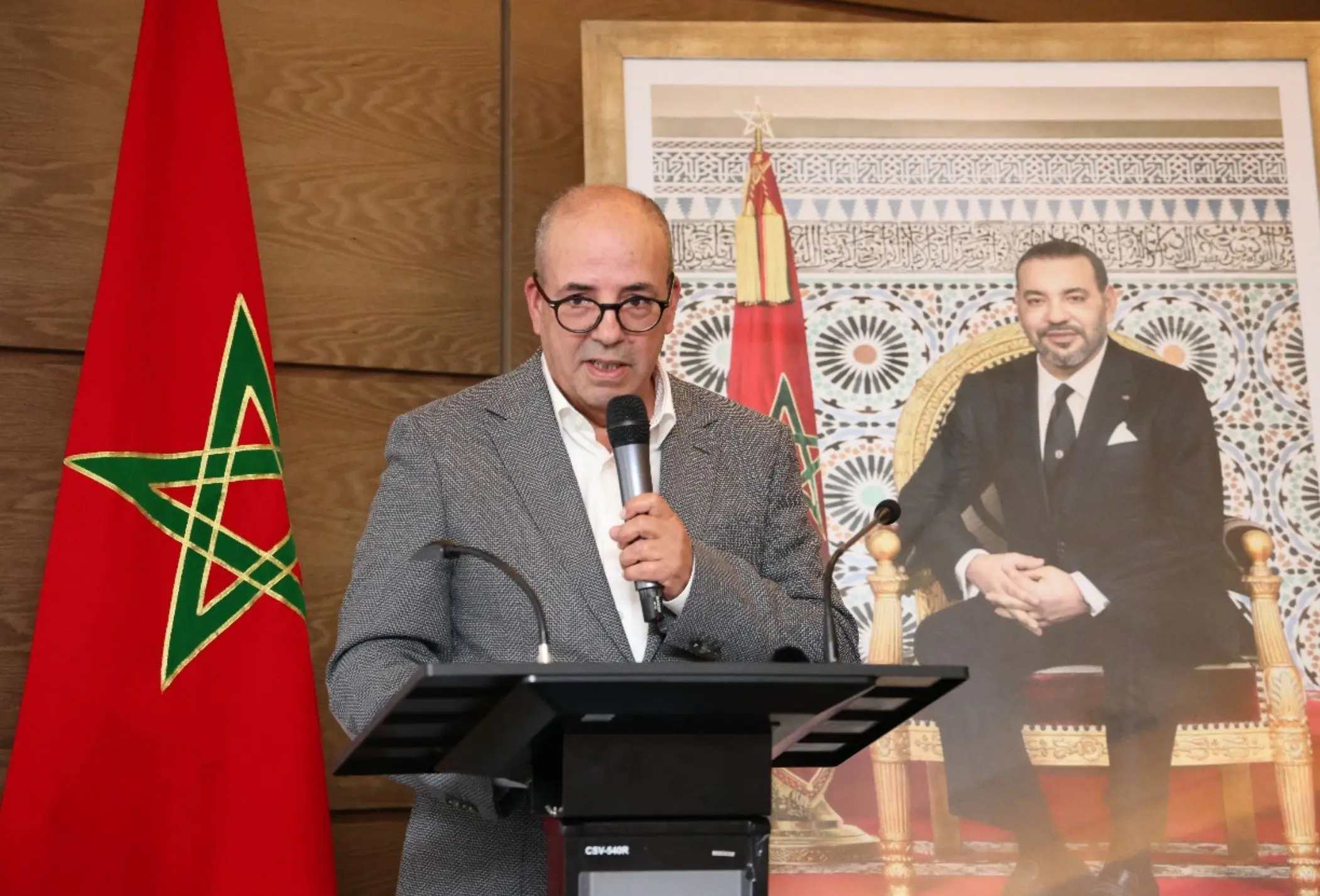 وزير الفلاحة يربط ارتفاع أسعار الدواجن بزيادة الطلب ويكشف إجراءات حكومية لخفض الأسعار