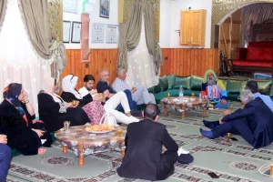 ماخور إبليس ؟  الزاوية الكركرية بالعروي تستقبل الوفد الهولندي بحملة تلميع مثيرة للجدل