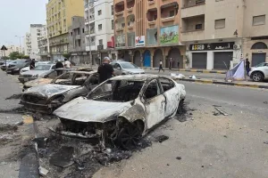 اشتباكات طرابلس تضع الجالية المغربية في ليبيا بين نار الفوضى  و خيار العودة