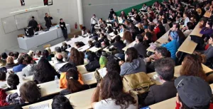 حزب “التقدم والاشتراكية” يطالب بزيادة قيمة المنحة الجامعية لضمان حياة كريمة للطلبة