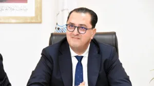 والي طنجة يرد على تقرير الفيفا ويواجه انتقادات حادة بسبب تأخر مشاريع المدينة قبل مونديال 2030