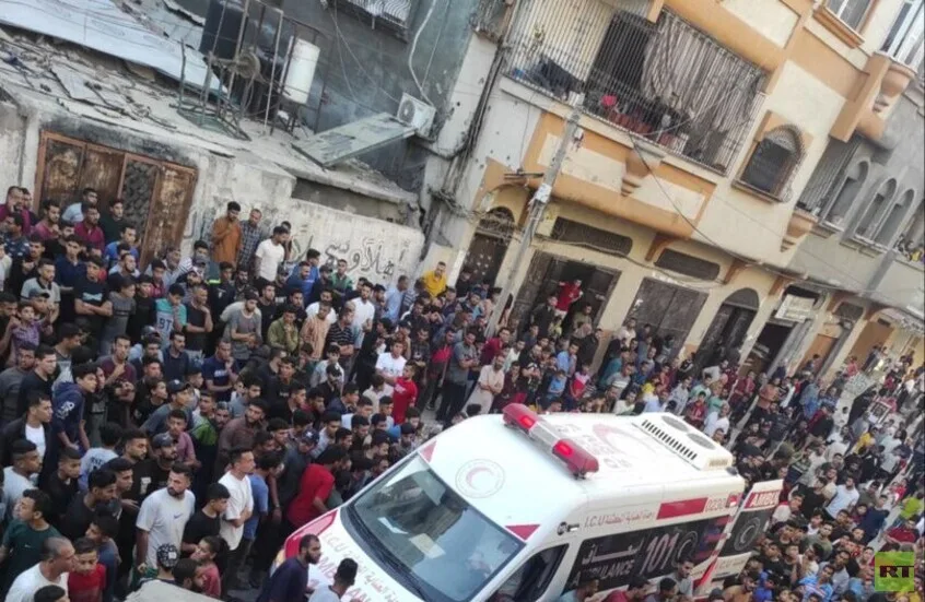 مجزرة في خان يونس ورفح.. 39 قتيلاً ومئات الجرحى بقصف إسرائيلي وسط أزمة توزيع المساعدات الإنسانية