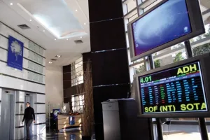 بورصة الدار البيضاء تحقق مكاسب قوية بقيادة البنوك والاتصالات