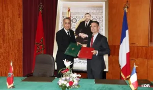 تسليم المبحوث عنهم في قضايا مختلفة في البلدين … توقيع مخطط عمل مشترك بين الأمن المغربي والشرطة الفرنسية