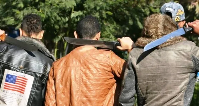 توقيف حارس ليلي بأكادير هدد المارة بسلاح أبيض في واقعة موثقة بمقطع فيديو