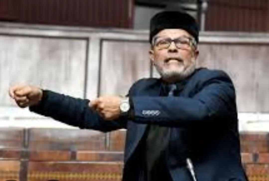 البرلماني التجمعي السيمو رئيس جماعة القصر الكبير يمثل من جديد أمام جنايات الأموال بالرباط بتهم ثقيلة