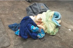 طنجة تُصدم … رضيع يُرمى للموت من سيارة على قارعة الطريق !