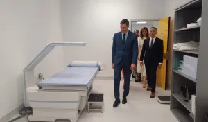 رئيس مليلية يهاجم رئيس الحكومة الإسبانية خلال حلول بالثغر المحتل