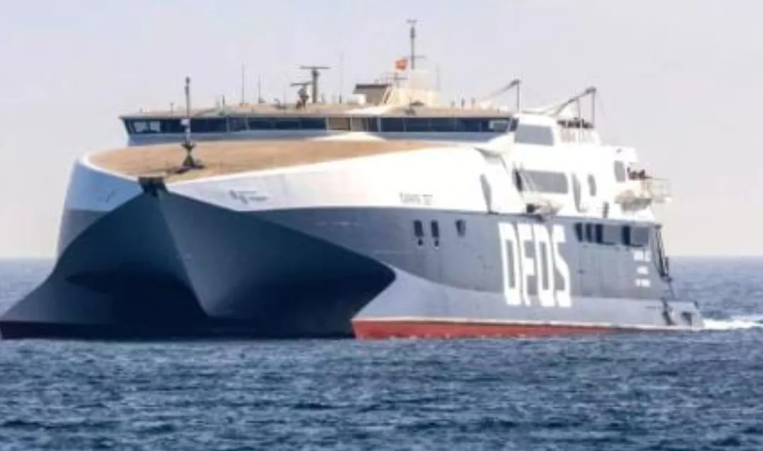 شركة DFDS الدنماركية تستحوذ على أهم أصول بواخر “نافييرا أرماس” الرابطة بين إسبانيا والمغرب مقابل 300 مليون يورو