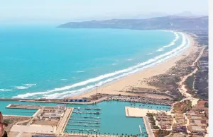 النتيجة … عندما يستولي رجال المافيا وعصابات التهريب والمسؤولين الفاسدين على خيرات منتجع جهة الشرق “السعيدية” !!