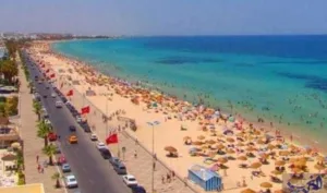 السعيدية :   مطالب شعبية بتدخل حازم لتحرير الملك العمومي البحري بعد انتهاء المهلة القانونية