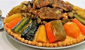 السارق الحقيقي يتهم المسروق بالسرقة … وزير العالم الآخر ينسب “الكسكس” المغربي إلى الجزائر