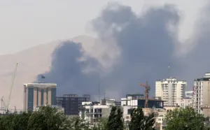 قصف إيراني جديد بتل أبيب وأنباء عن جرحى وعالقين تحت الأنقاض