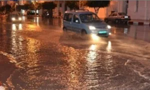 نشرة إنذارية :    أمطار قوية في حدود 40 ملم تهم أقاليم بالأطلس المتوسط وبالجهة الشرقية