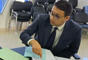 ظاهرة احتلال الملك العمومي في إمزورن تعود من جديد … إهمال رسمي وتواطؤ مفضوح