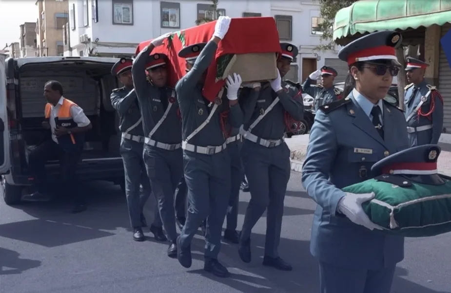 أكادير تشهد جنازة رهيبة لدركي قضى نحبه بعد دهسه في سد قضائي !!