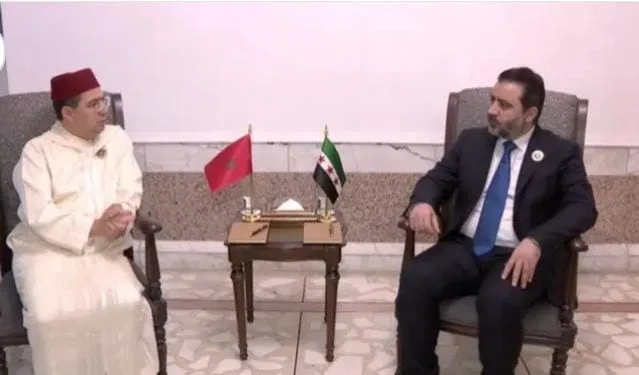 في تطور لافت: دعوات سورية رسمية للاعتراف بسيادة المغرب على الصحراء واعتبار “البوليساريو” تنظيماً إرهابياً