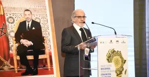 بنك المغرب يضع اللمسات الأخيرة على خطة وطنية لتقليص تداول “الكاش” وتعزيز المعاملات الرقمية