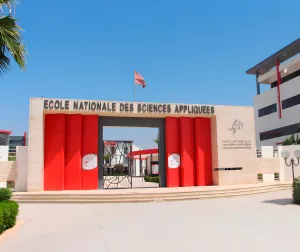 فضيحة “المال مقابل النقط” تهز مدرسة العلوم التطبيقية بأكادير ووزارة التعليم تحقق في القضية